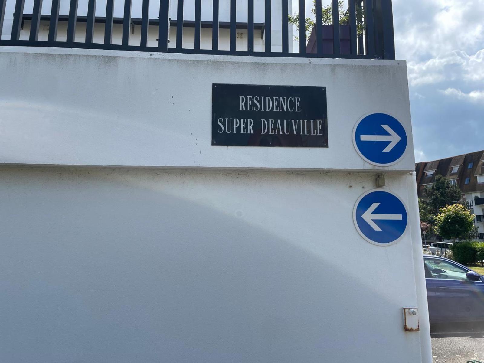 Super Deauville Appartement 2 Pieces Cosy Proche Plage Plein Sud Вілле-сюр-Мер Екстер'єр фото